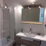 Climatisé Avec Petit Jardin Apartamento