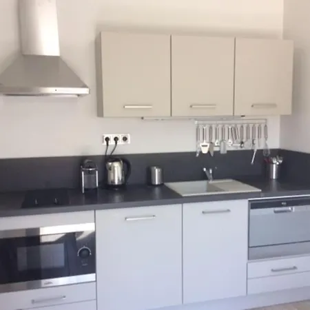 Apartment Climatise Avec Petit Jardin Villeneuve-lès-Avignon