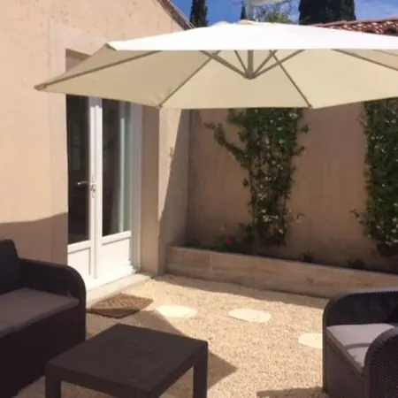 Climatisé Avec Petit Jardin Apartamento Villeneuve-lès-Avignon